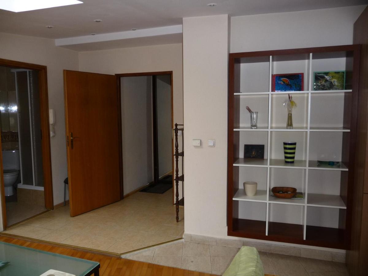 Apartament Na Kazimierzu Lägenhet Krasków Exteriör bild